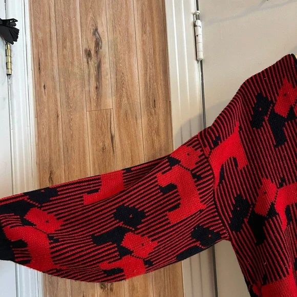 Bold Red & Black Dog Pattern Cardigan - Picture 3 of 4
